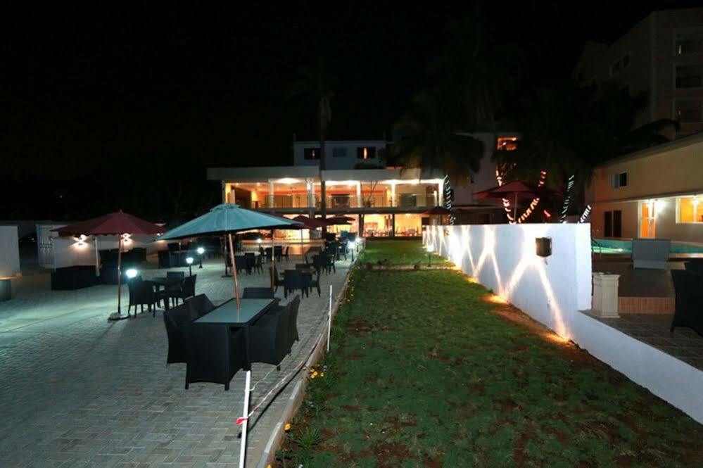 Tivoli Hotel Seafront Ikoyi Aliayabiagba Eksteriør bilde